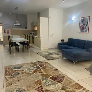  Appartamento 2bed With Backyard Malta